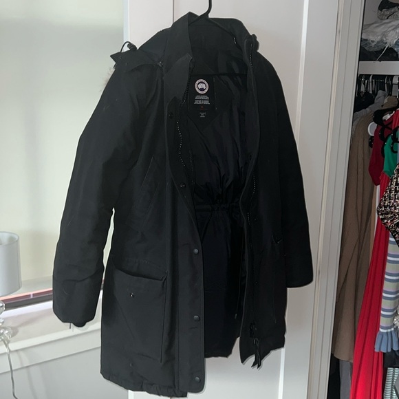 Canada Goose Trillium Parka Hd Fusion Coat - Picture 3 of 6